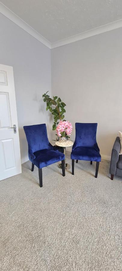 Spacious 3 Bed Flat Near The Sea With Parking Bornemouth Extérieur photo
